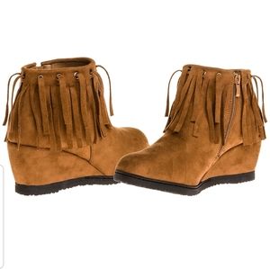 Wedge Bootie sz 8 NWTs